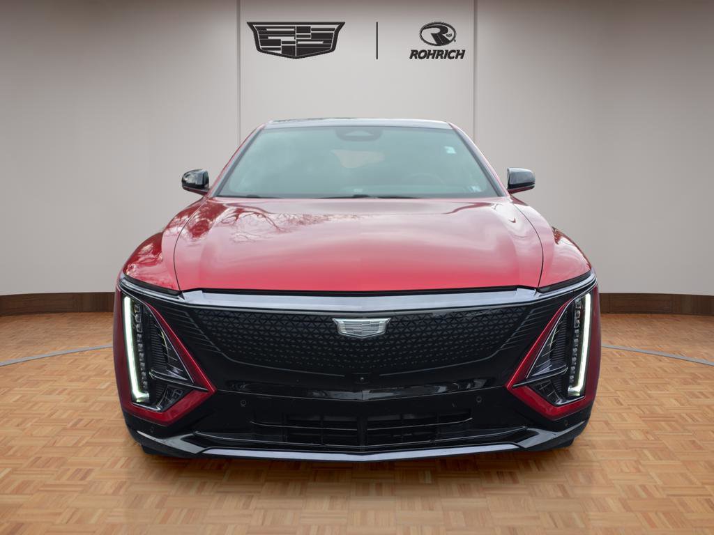 Certified 2025 Cadillac Lyriq Sport image 2