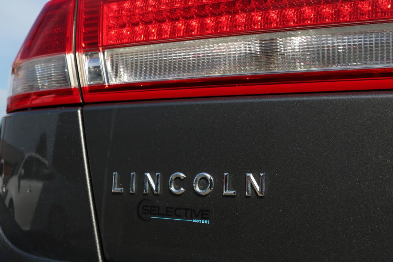 Used 2011 Lincoln MKZ FWD image 15