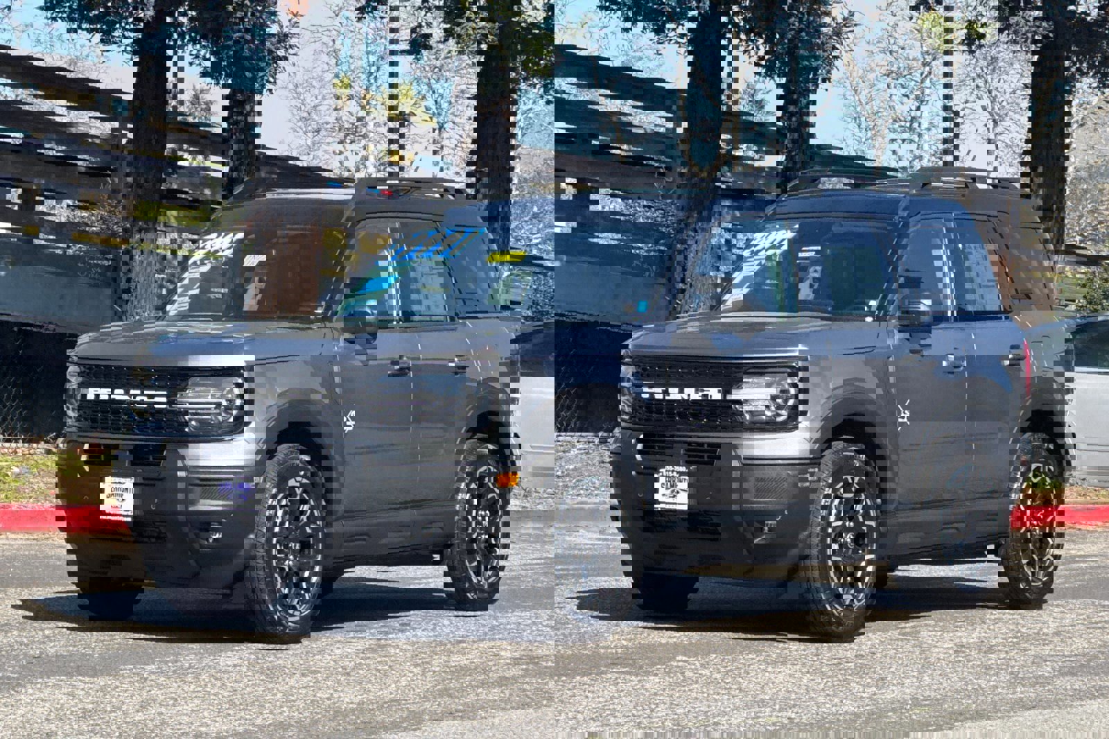 Certified 2025 Ford Bronco Sport Outer Banks w/ Outer Banks Tech Package+ image 8