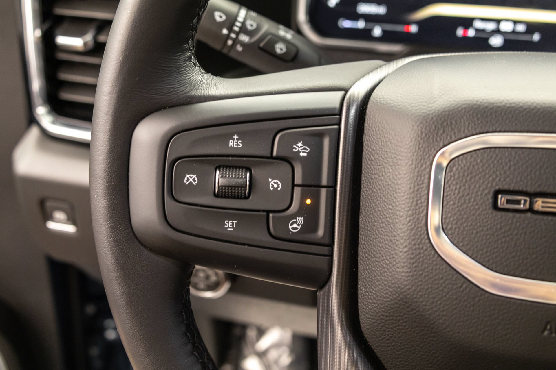 Used 2026 GMC Sierra 2500 Denali Ultimate AWD/4WD image 19
