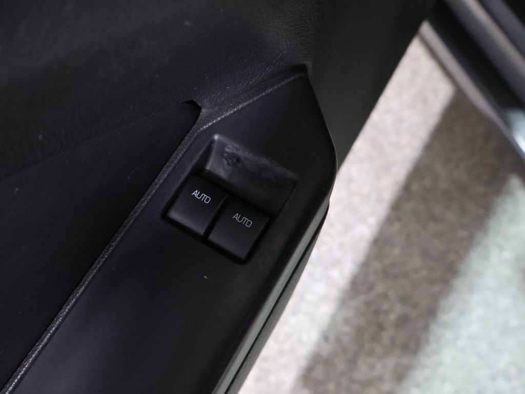 Used 2014 Ford Mustang Coupe image 13