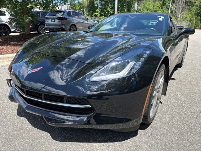 Used 2017 Chevrolet Corvette Stingray Coupe w/ Z51 1LT RWD image 1