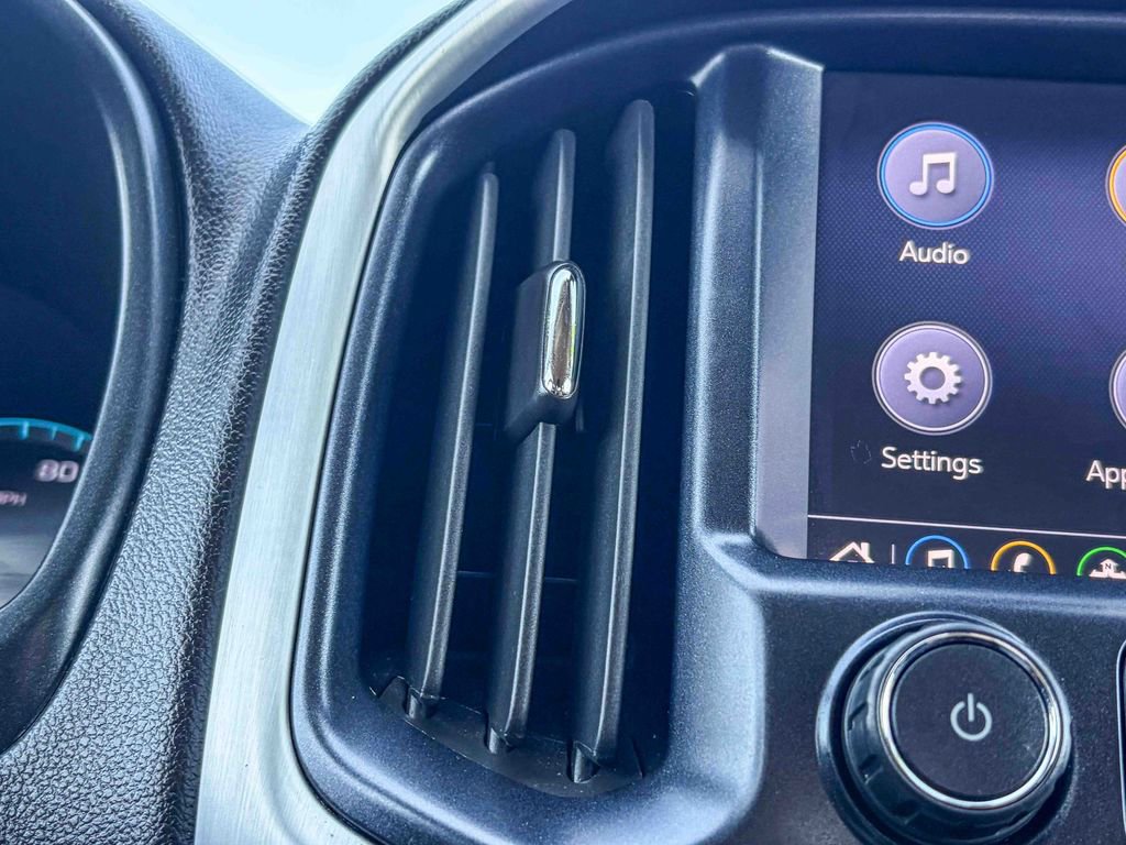 Used 2020 GMC Canyon SLE w/ Driver Alert Package image 23