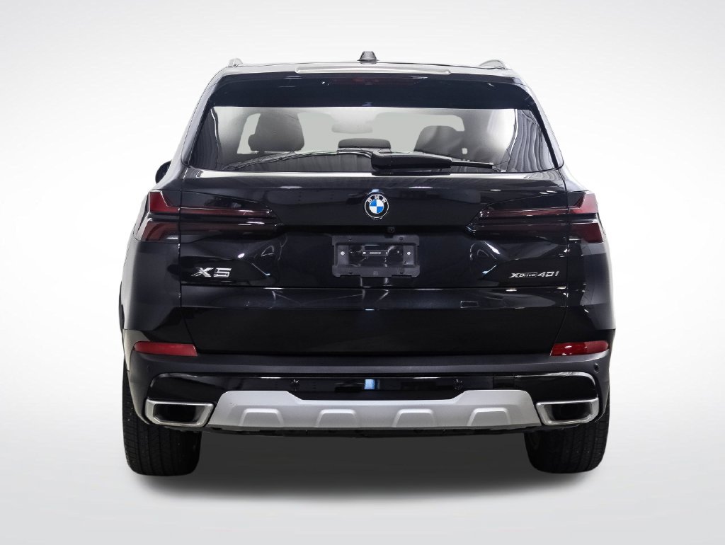 Used 2024 BMW X5 xDrive40i w/ Premium Package AWD/4WD image 4