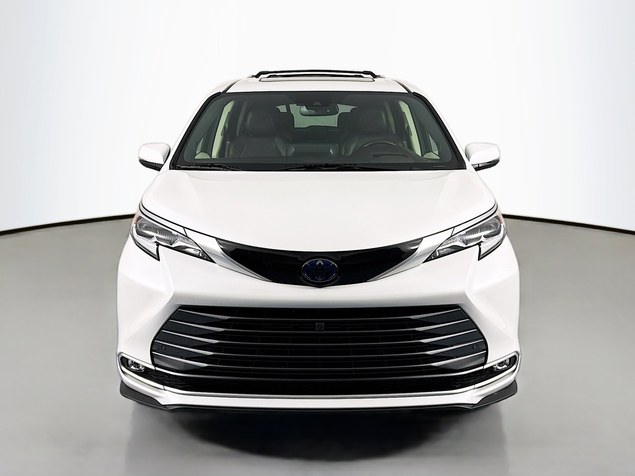 Used 2022 Toyota Sienna Platinum video 2