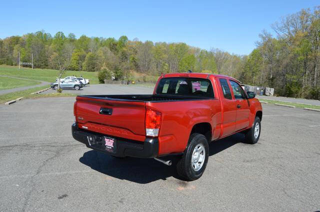 Used 2017 Toyota Tacoma 4x4 Access Cab image 50