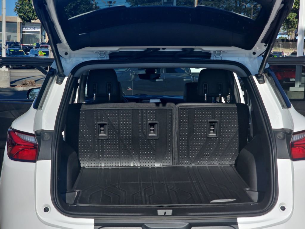 Used 2021 Chevrolet Blazer LT w/ Redline Edition image 13