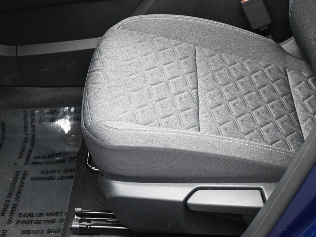 New 2026 Nissan Kicks SV w/ SV Premium Package AWD/4WD image 15