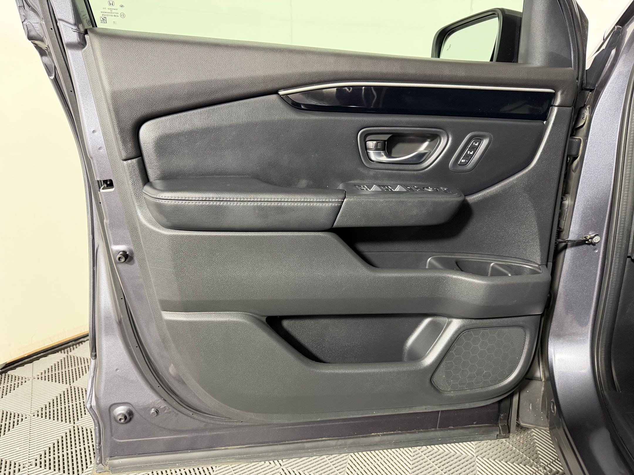 Certified 2023 Honda Pilot EX-L image 17