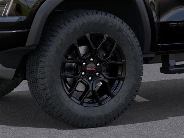 New 2026 GMC Canyon Denali w/ LPO, Denali Black Edition image 11
