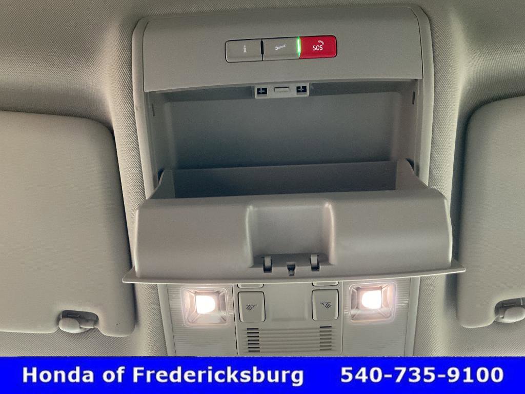 Used 2021 Volkswagen Atlas SE image 42