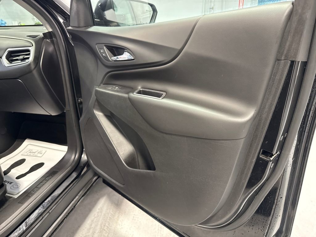 Used 2018 Chevrolet Equinox LT AWD/4WD image 33