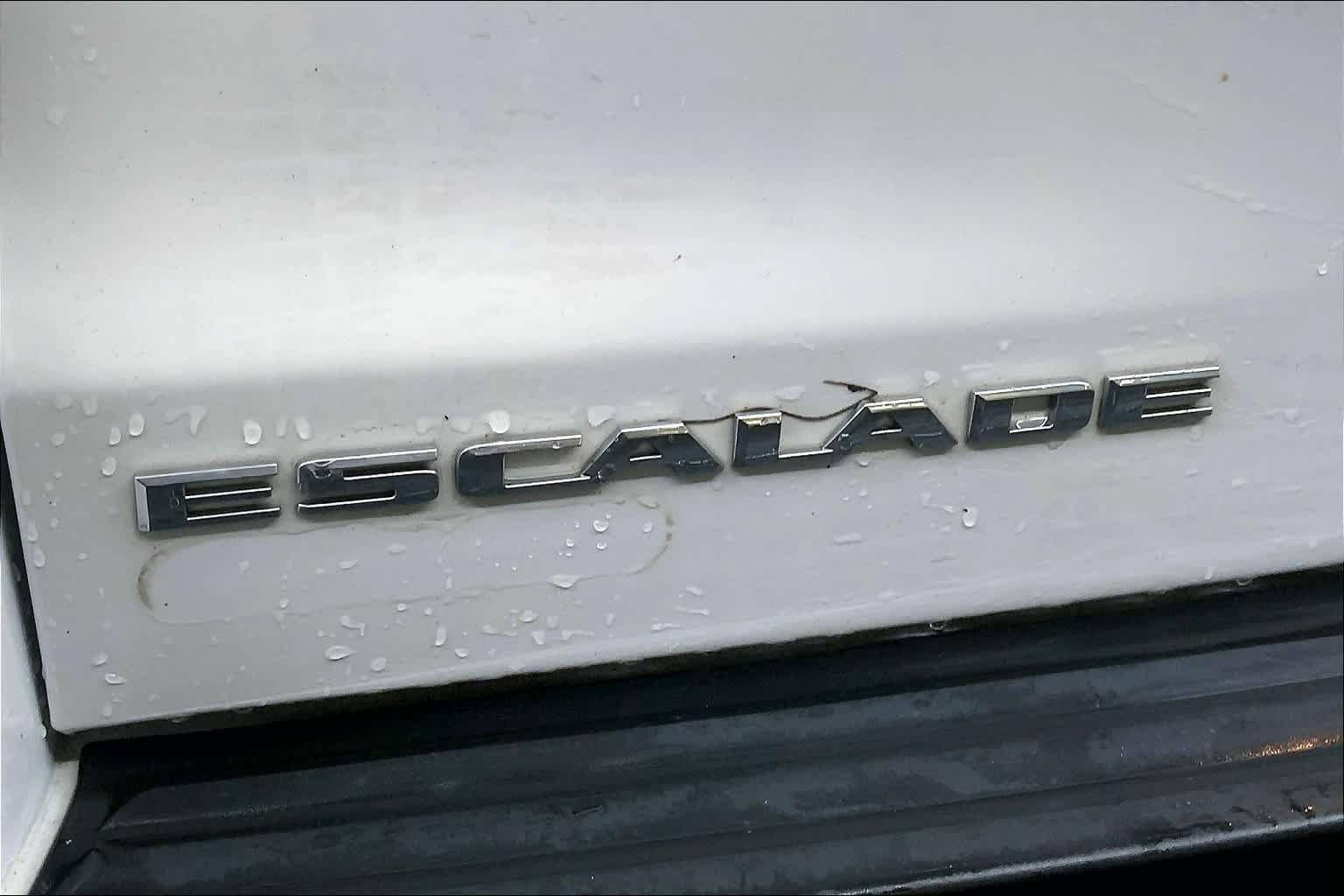 Used 2016 Cadillac Escalade Premium AWD/4WD image 29
