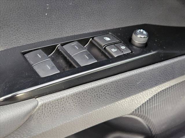 Used 2025 Toyota Camry SE FWD image 27
