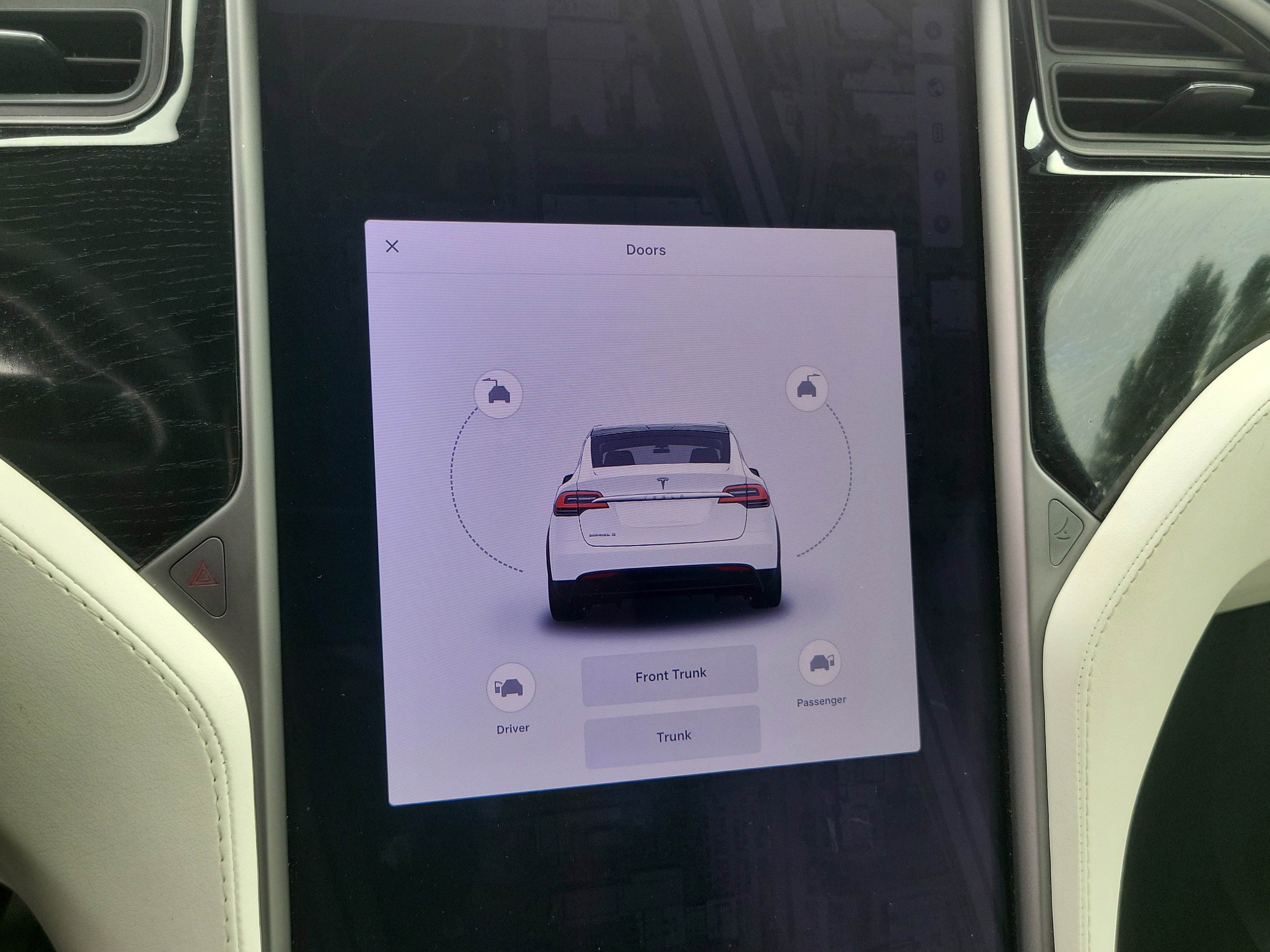 Used 2020 Tesla Model X image 12