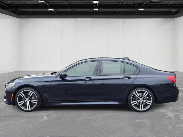 Used 2018 BMW 750i xDrive AWD/4WD image 2