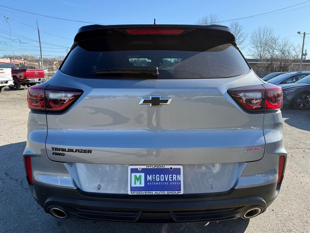 Used 2025 Chevrolet TrailBlazer RS w/ Convenience Package image 8