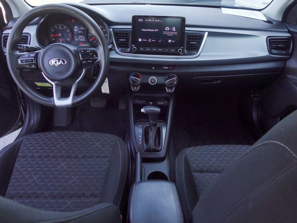 Used 2021 Kia Rio S image 12