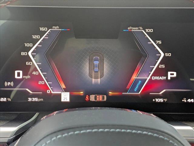 Used 2024 BMW i7 M70 w/ Premium Package image 11