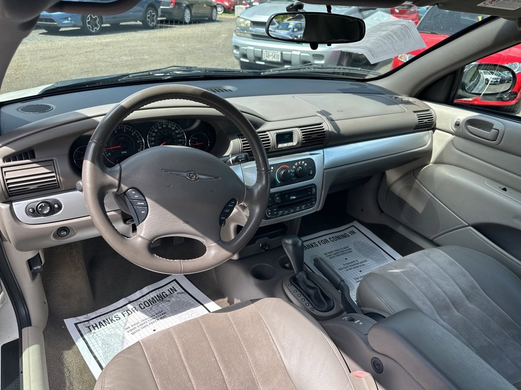 Used 2006 Chrysler Sebring Touring image 24