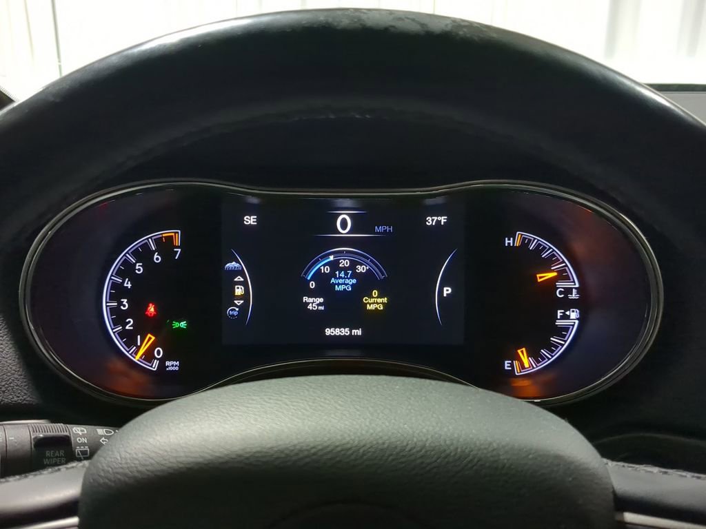 Used 2020 Jeep Grand Cherokee Limited AWD/4WD image 44