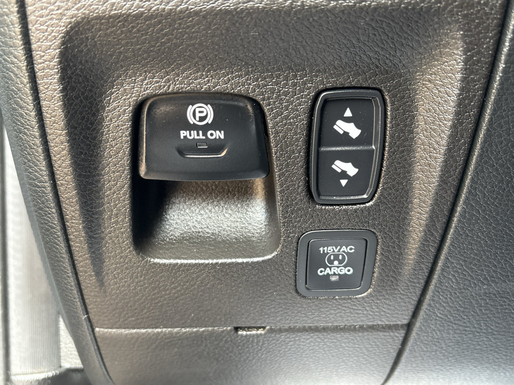 Used 2022 RAM 1500 Big Horn RWD image 22