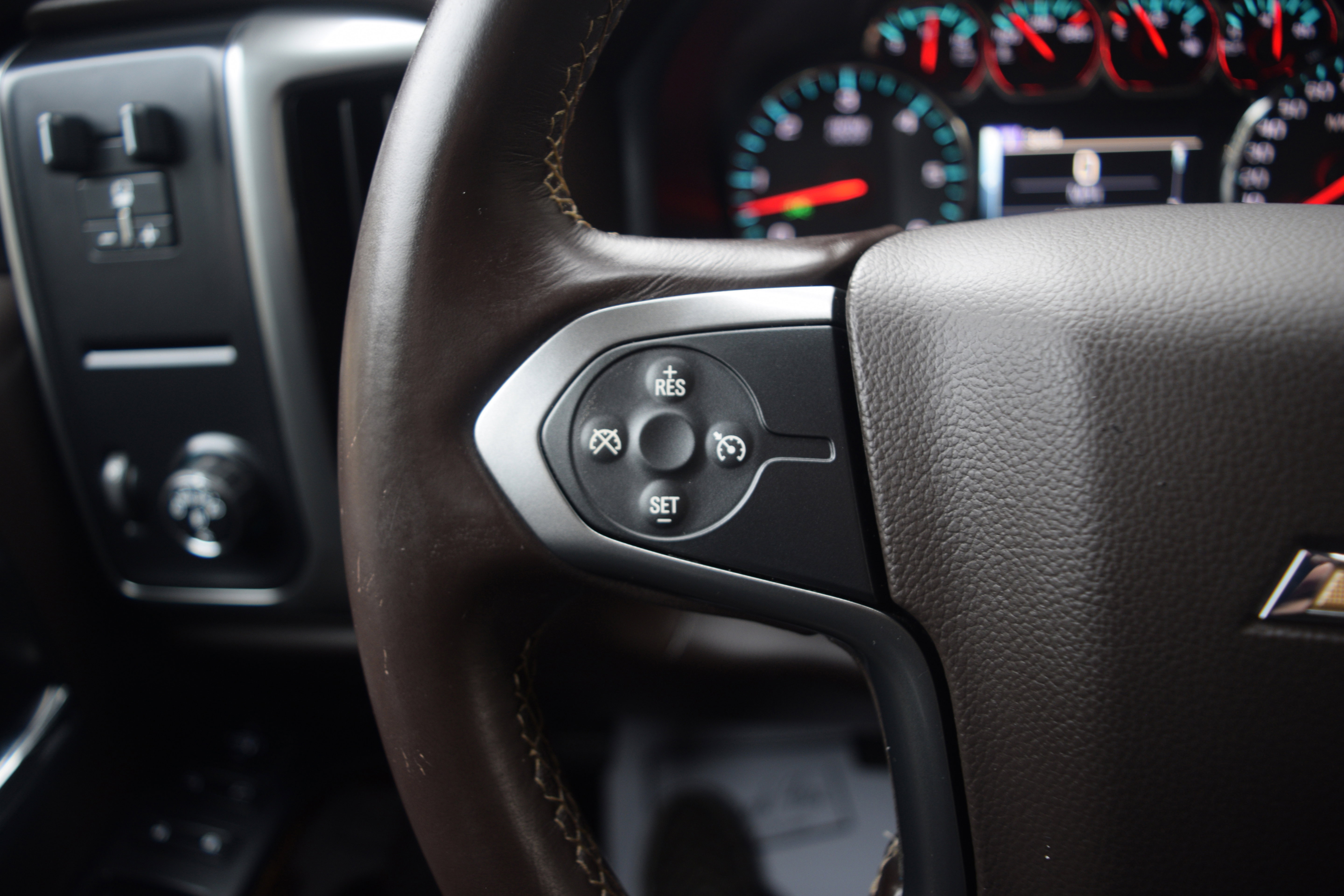 Used 2016 Chevrolet Silverado 1500 LT w/ Texas Edition image 6