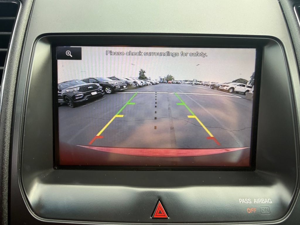 Used 2014 Ford Taurus SEL w/ Equipment Group 201A FWD image 31