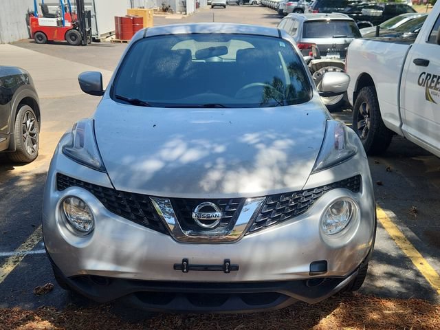 Used 2015 Nissan Juke S FWD image 2