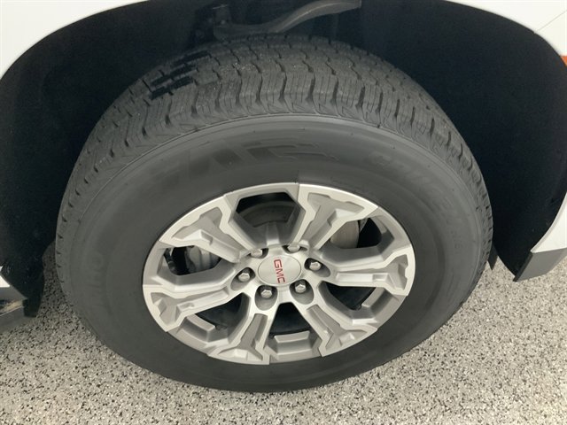 Used 2022 GMC Yukon XL SLE w/ Max Trailering Package image 14