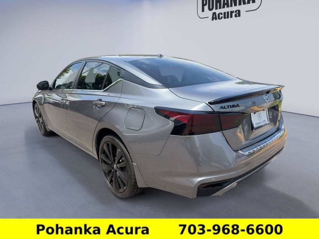 Used 2022 Nissan Altima 2.5 SR w/ Midnight Edition Package AWD/4WD image 5
