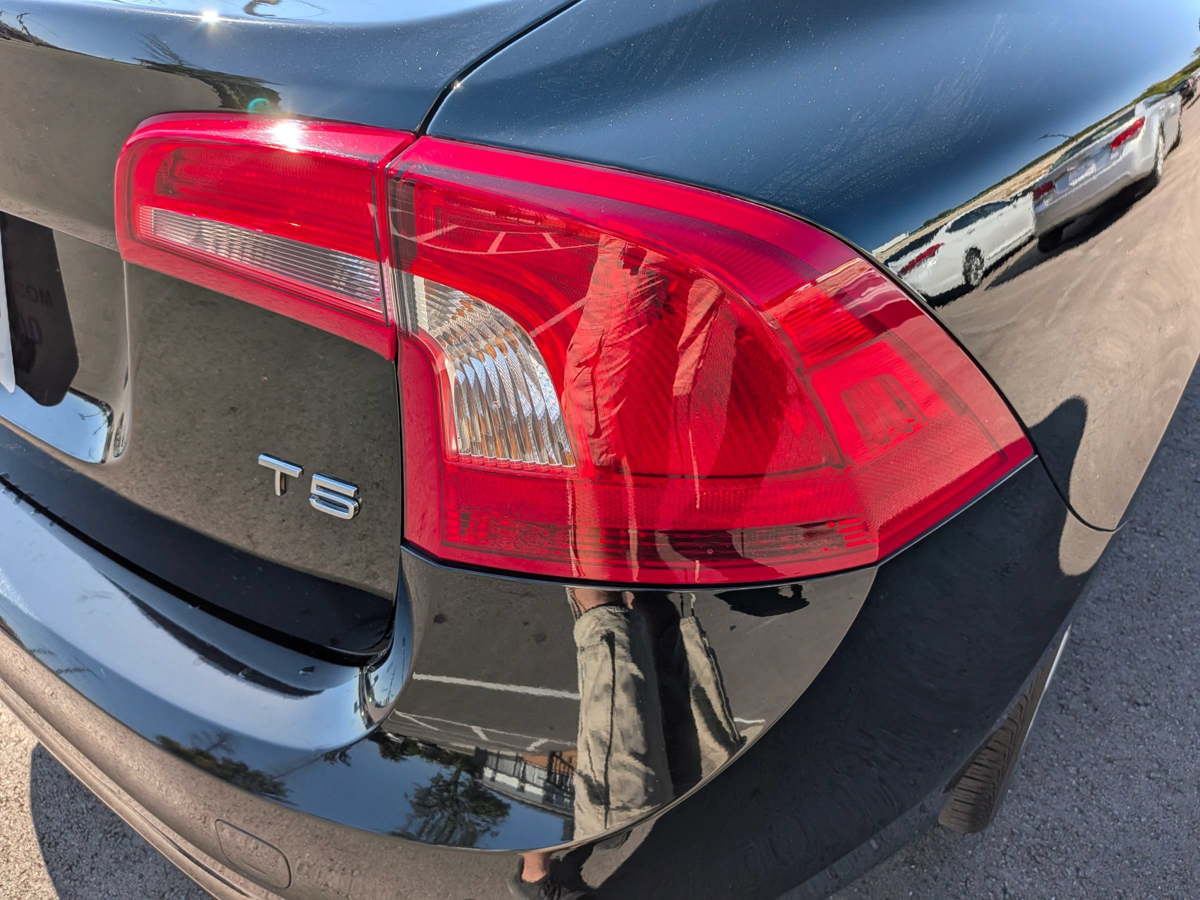 Used 2015 Volvo S60 T5 Platinum FWD image 14