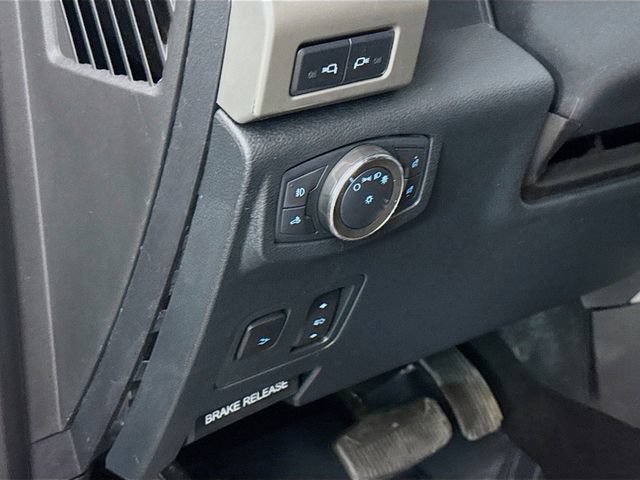Used 2020 Ford F350 Lariat w/ Lariat Ultimate Package AWD/4WD image 10