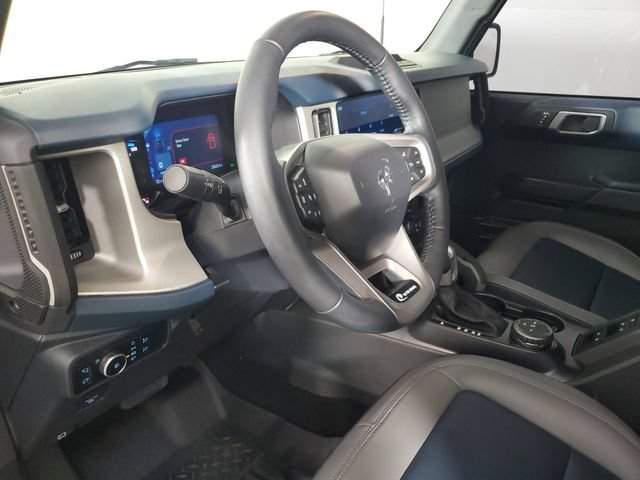 Used 2024 Ford Bronco Outer Banks AWD/4WD image 23