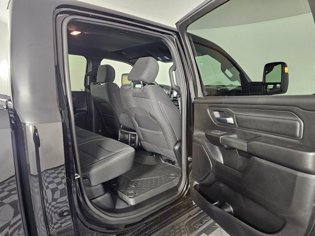 New 2026 RAM 1500 Classic Warlock AWD/4WD image 34