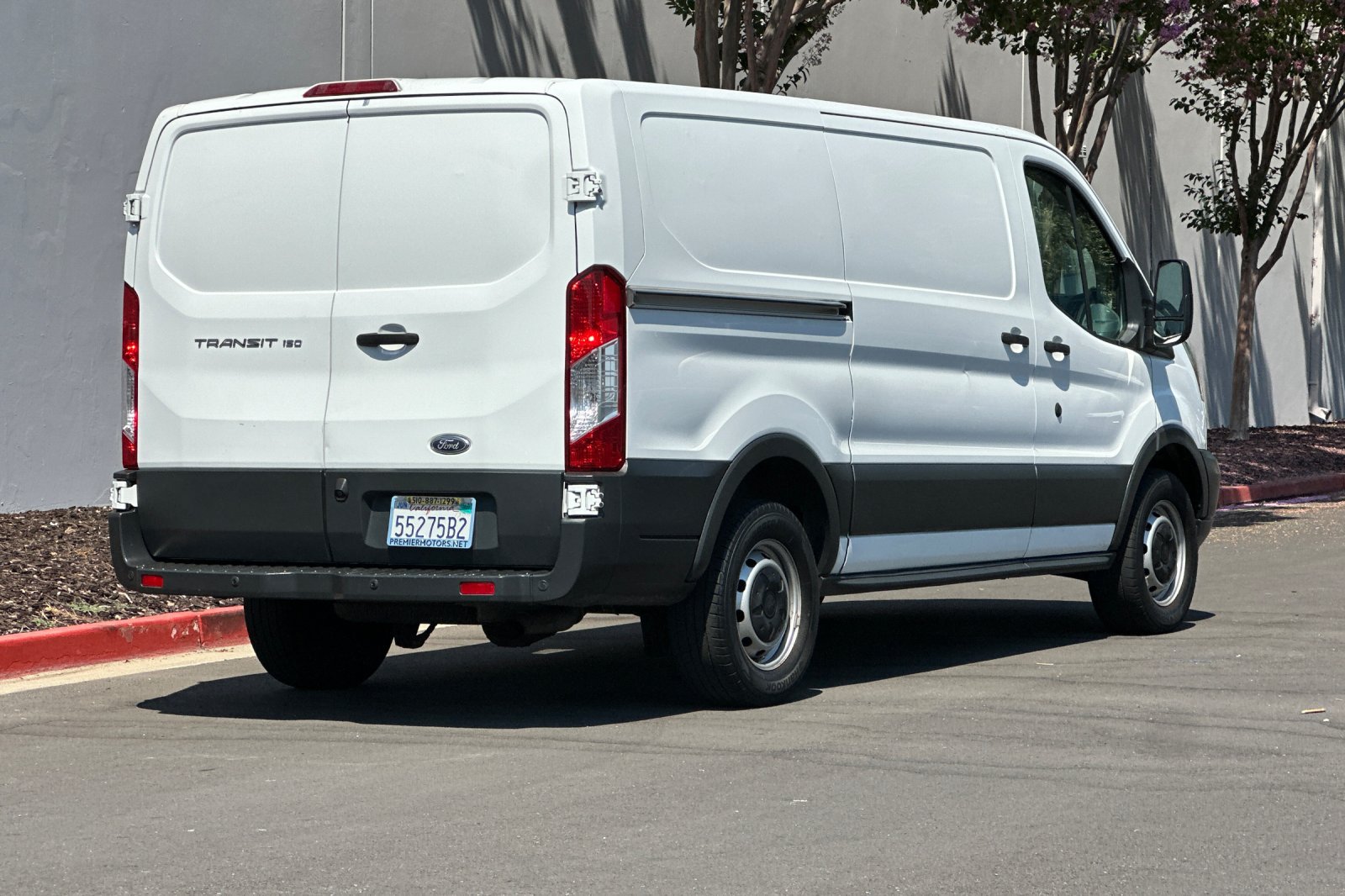 Used 2016 Ford Transit 150 130 Low Roof RWD image 4