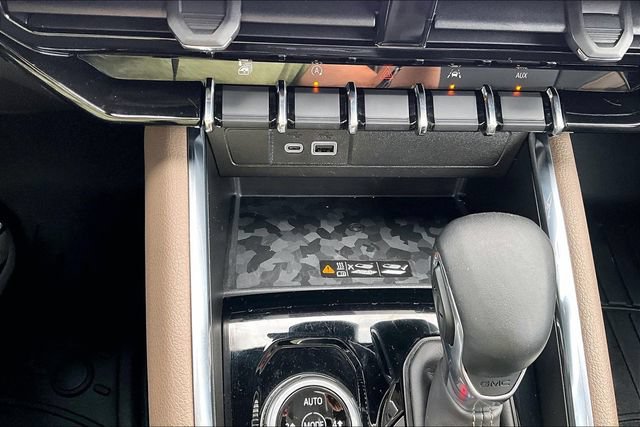 Used 2023 GMC Canyon Denali AWD/4WD image 32