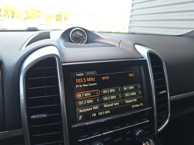 Used 2014 Porsche Cayenne S image 13