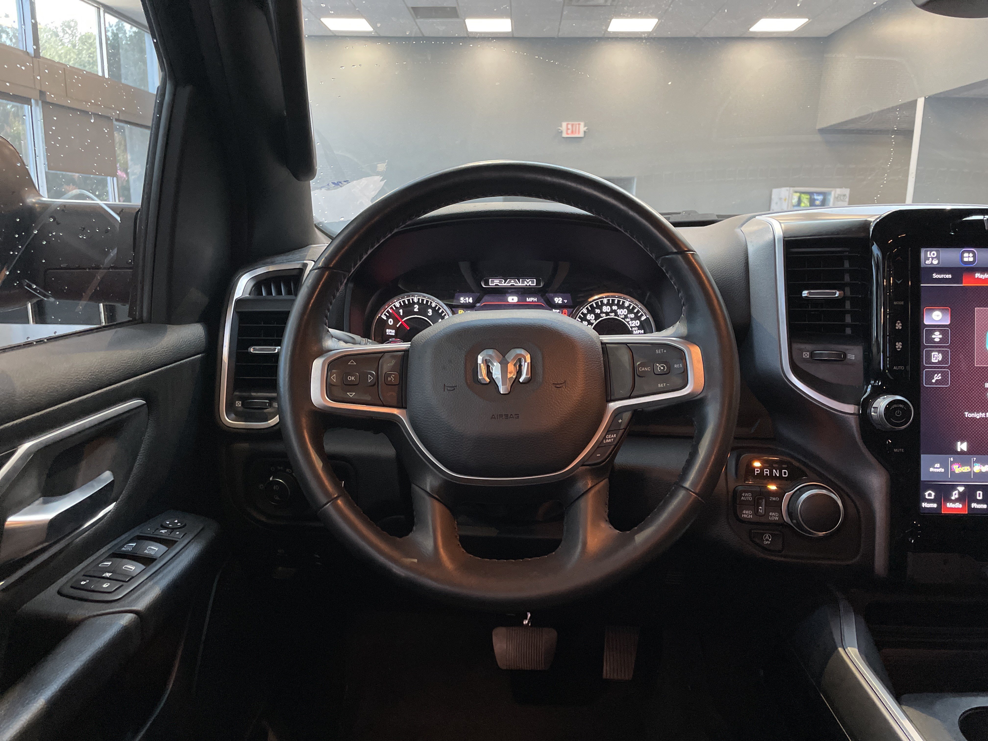 Used 2023 RAM 1500 Big Horn AWD/4WD image 18