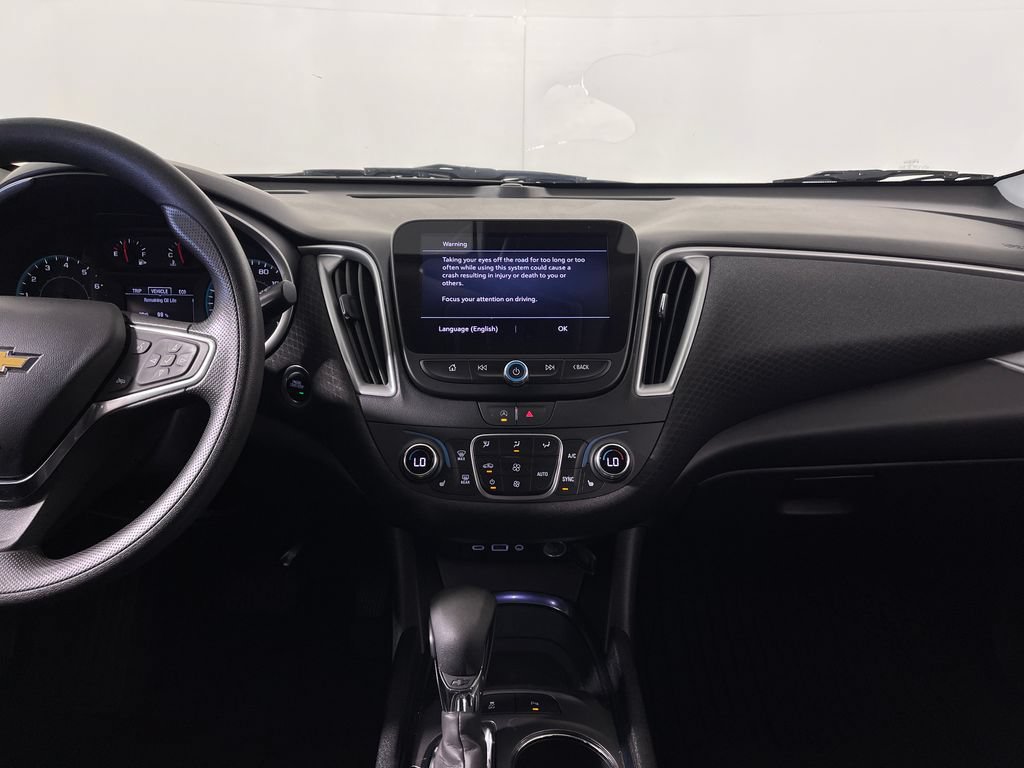 Used 2024 Chevrolet Malibu LT FWD image 16