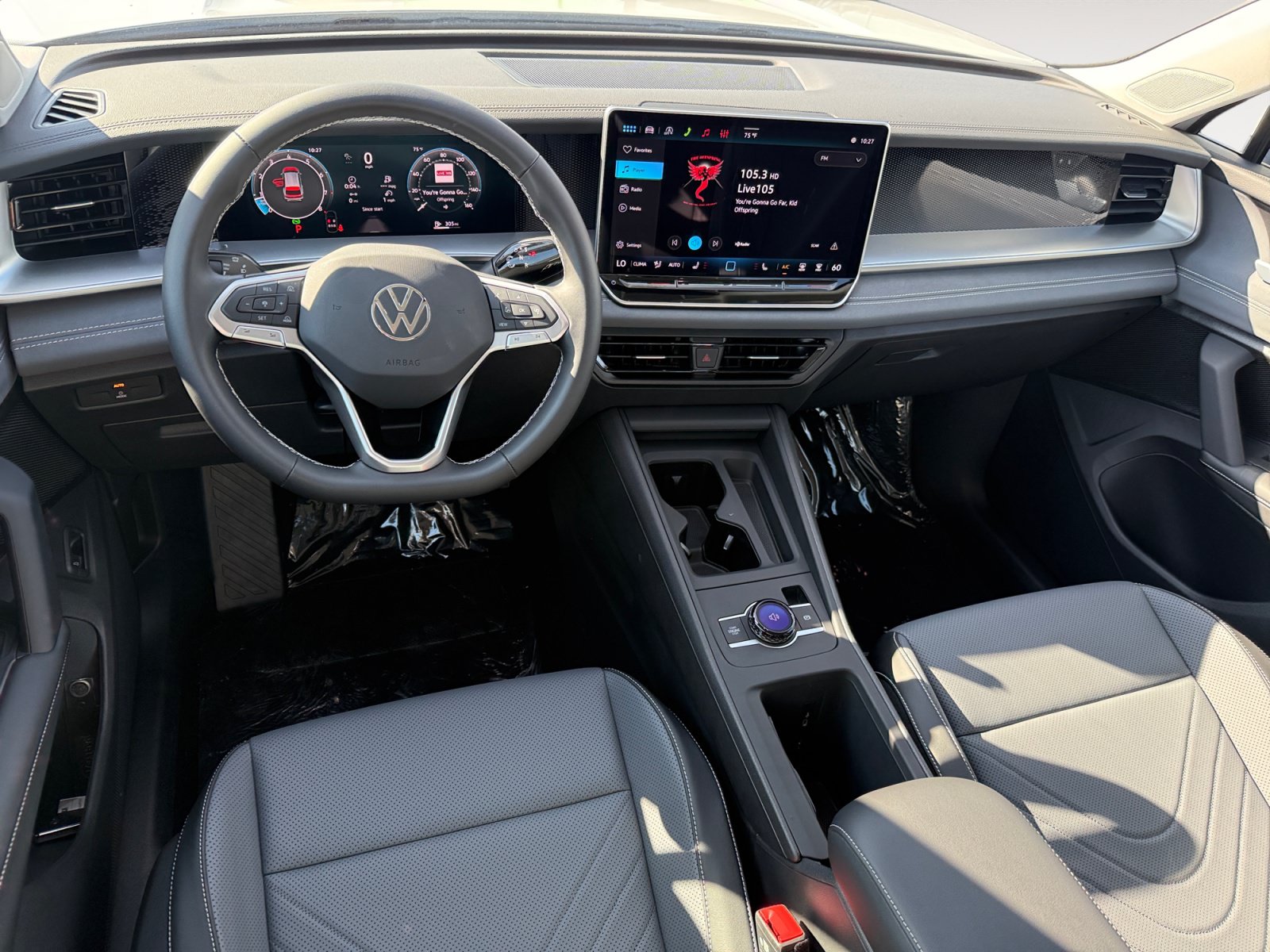 New 2026 Volkswagen Tiguan SE FWD image 15