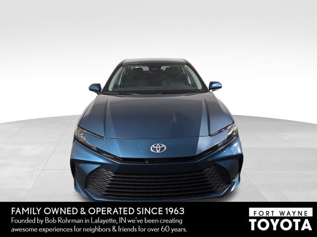 Used 2025 Toyota Camry LE FWD image 3