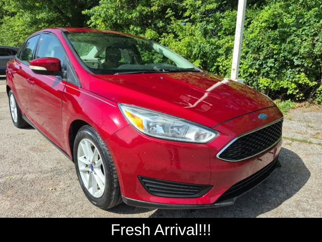 Used 2015 Ford Focus SE FWD image 4