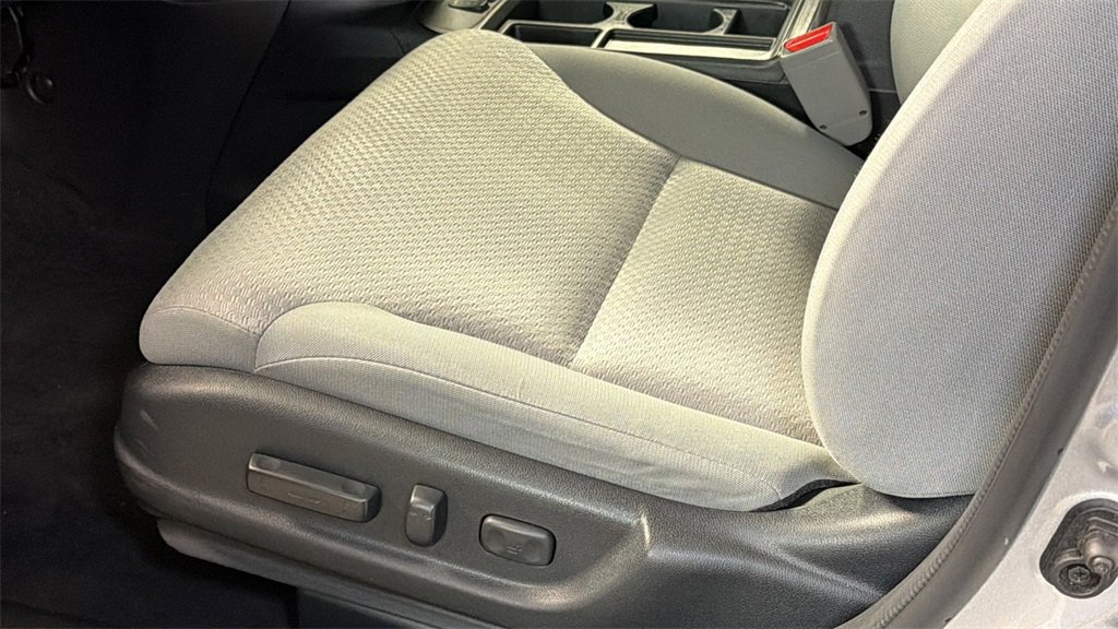 Used 2016 Honda CR-V EX image 23