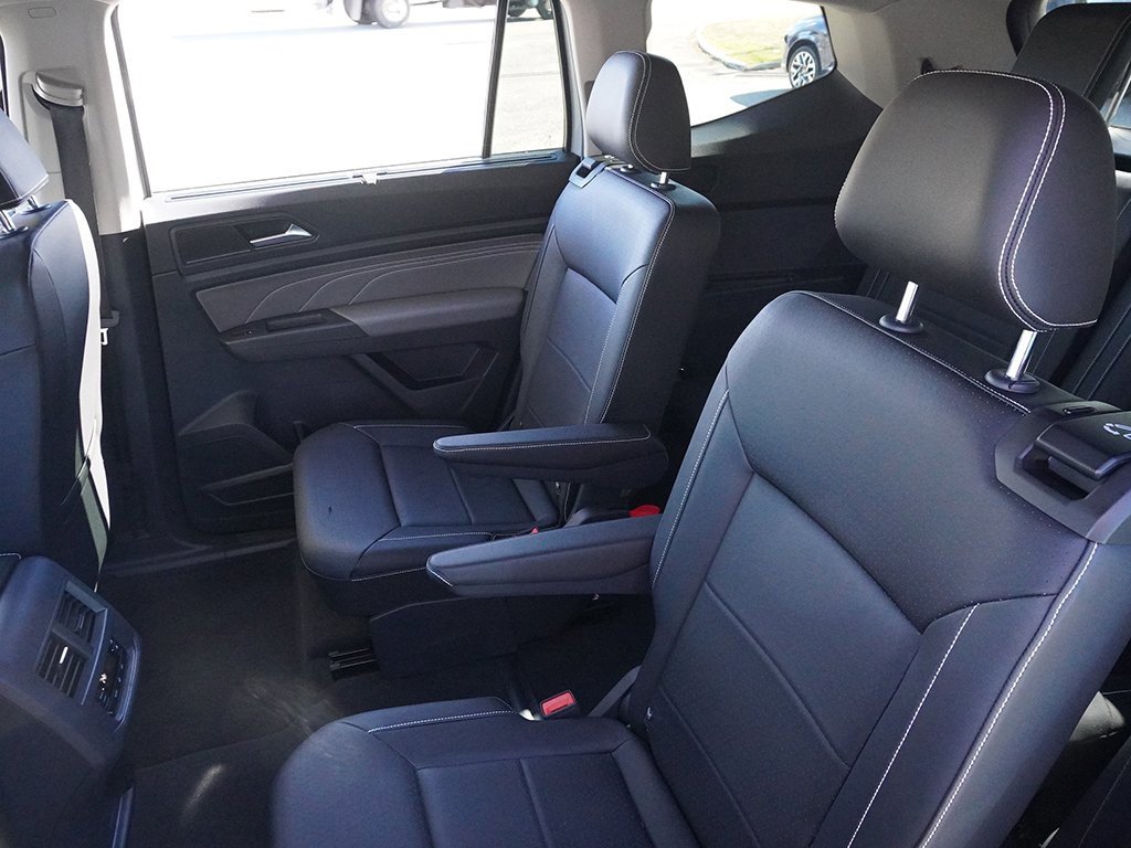Used 2023 Volkswagen Atlas SE image 39