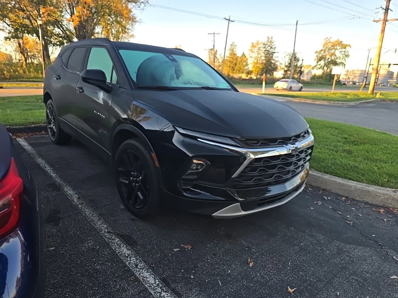 Used 2024 Chevrolet Blazer LT w/ Convenience Package FWD image 3