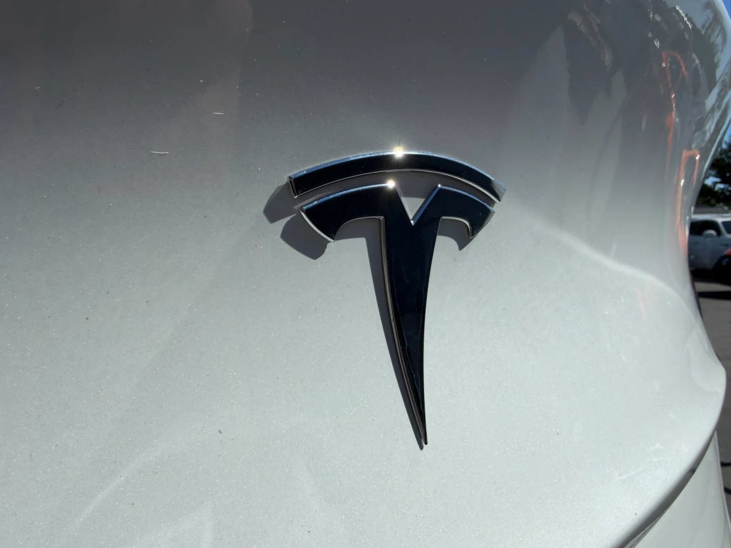 Used 2023 Tesla Model Y AWD image 25