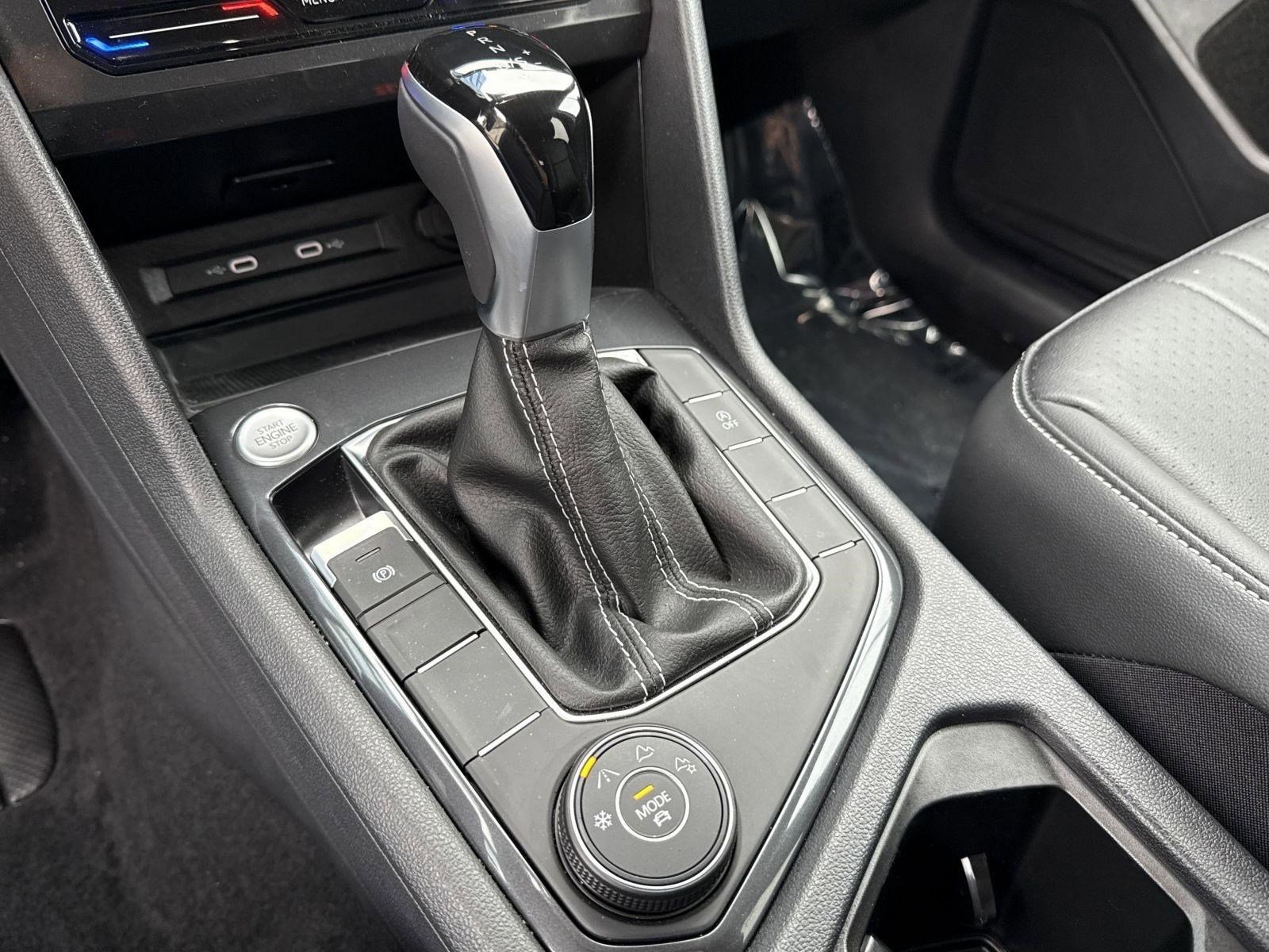 Used 2024 Volkswagen Tiguan SE image 16