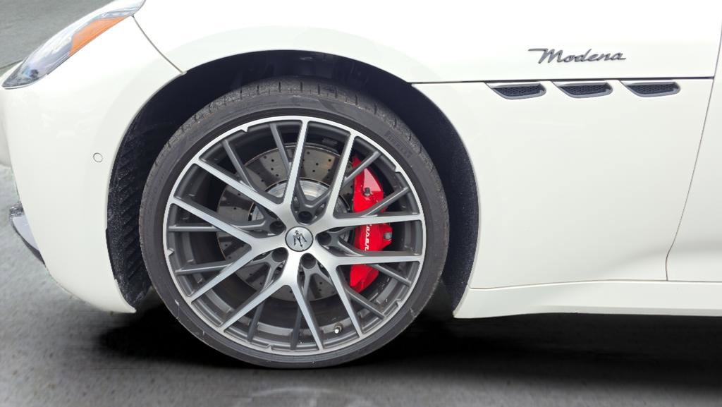 Certified 2024 Maserati GranTurismo Modena image 16