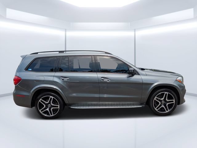 Used 2017 Mercedes-Benz GLS 550 4MATIC image 2